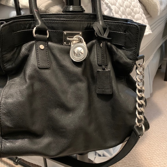 Michael Kors purse - Picture 2 of 3